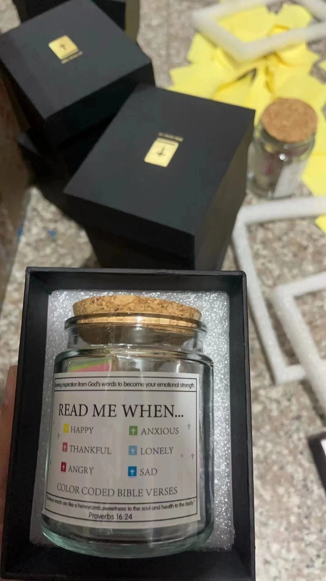 Bible Verses Jar ~ A daily reminder that God is always with you.