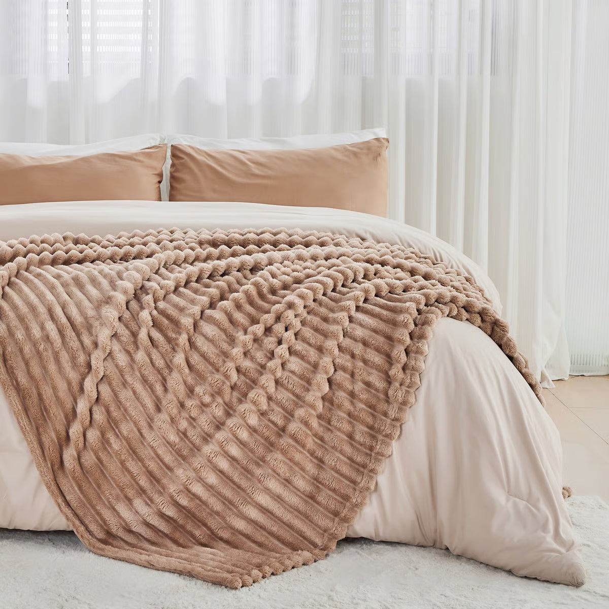 Viral Soft Plush Nap Blanket ~ Wrap yourself in cloud-like comfort anytime.