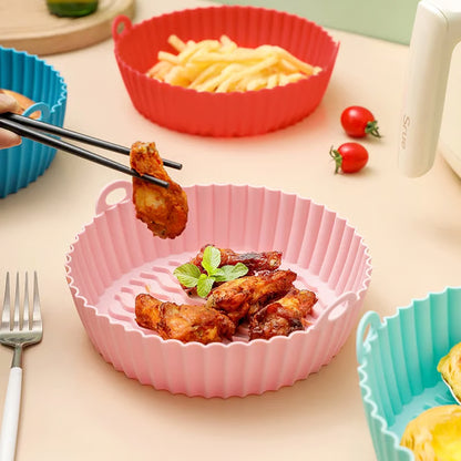 Air Fryer Silicone Baking Tray ~ Keep your fryer clean and cook without the mess.