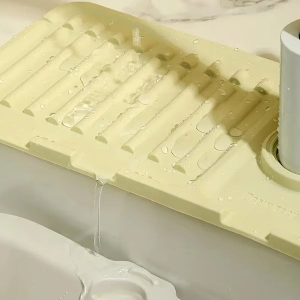 Faucet Guard & Draining Mat ~ Keep counters dry and spotless all day.