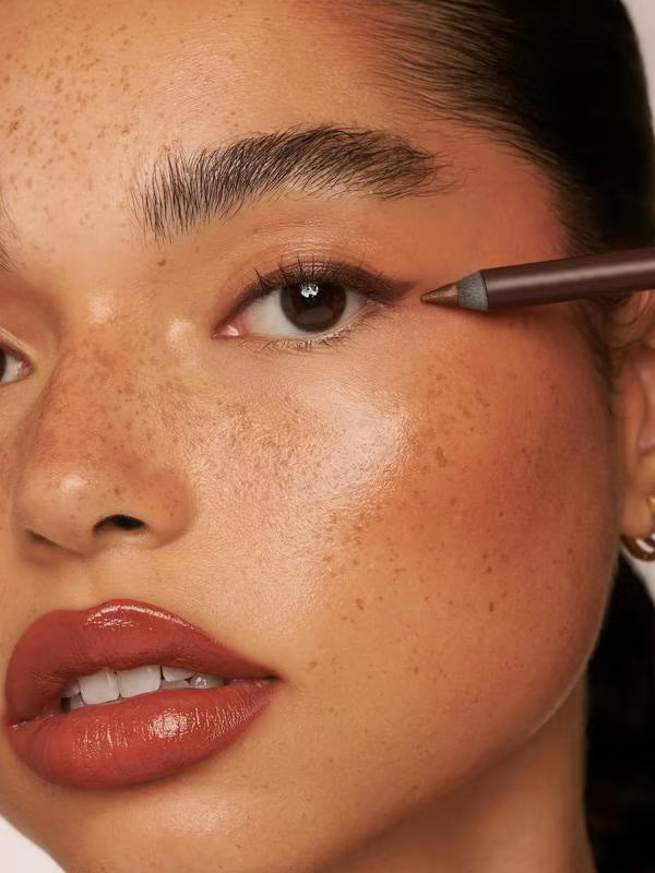 24hr Waterproof Eyeliner ~ Bold, stay-put color that never quits.