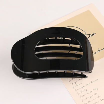 Solid Color Hair Clip ~ Lock in style without breakage or bulk.