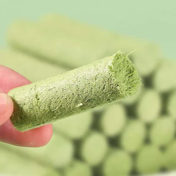 Cat Grass Teething Sticks ~ Daily treat for fresher breath & fewer hairballs
