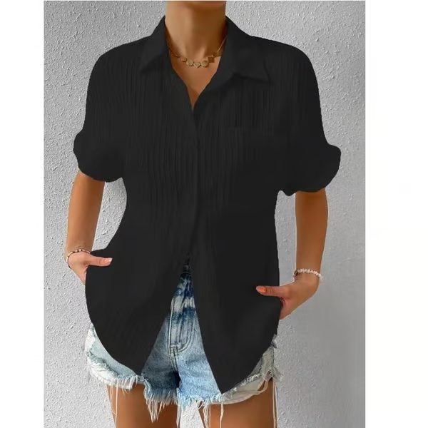 Crew Neck Lace Loose Shirt ~ The shirt that does all the work for you.