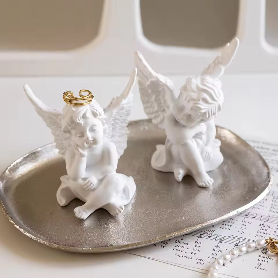 Little Guardian Reader Statue